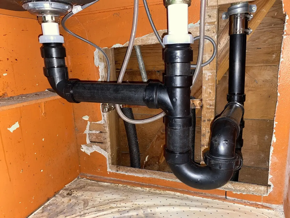 Professional Pipe Bursting equipment and tools on the job in Trappe